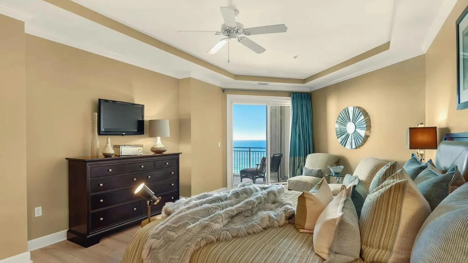 Apartment Stunning 3 Bedroom 3 Bath Gulf-Front Villa Destin United States